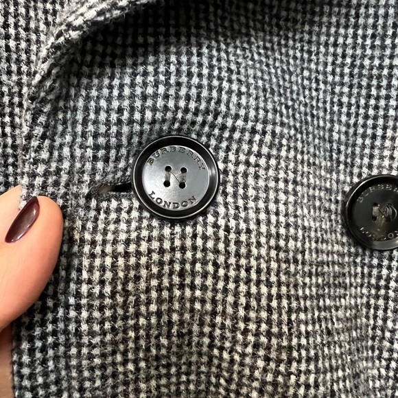 Men’s Size 52 Burberry Wool Jacket! 100% authentic - Picture 2 of 16